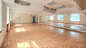 Площадь св.назначения в жилом массиве