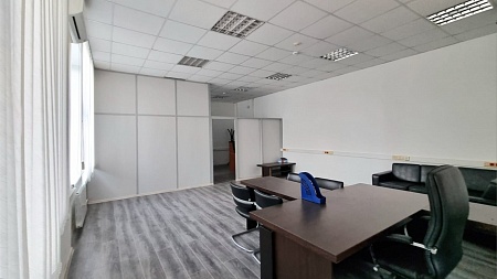 Офис с арендатором, в ЮЗАО