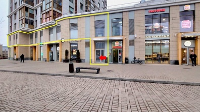 Под ресторан/банк/магазин рядом с метро